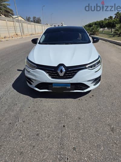 رينو ميجان 2022
