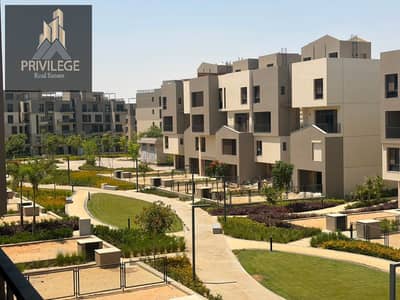 triplex للايجار في سوديك تشطيب الترا سوبر لوكس