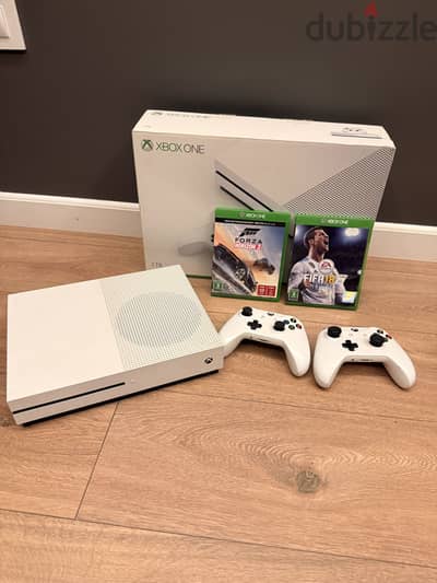 Xbox one S (1TB)