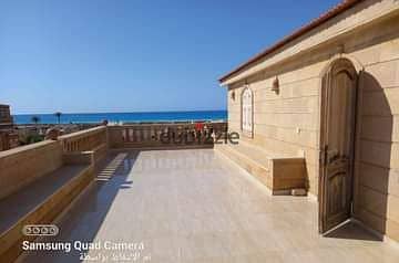 Villa for sale in a private swimming pool