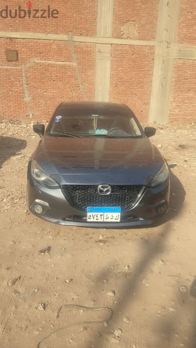 مازدا 3 2015 بحالة ممتازة