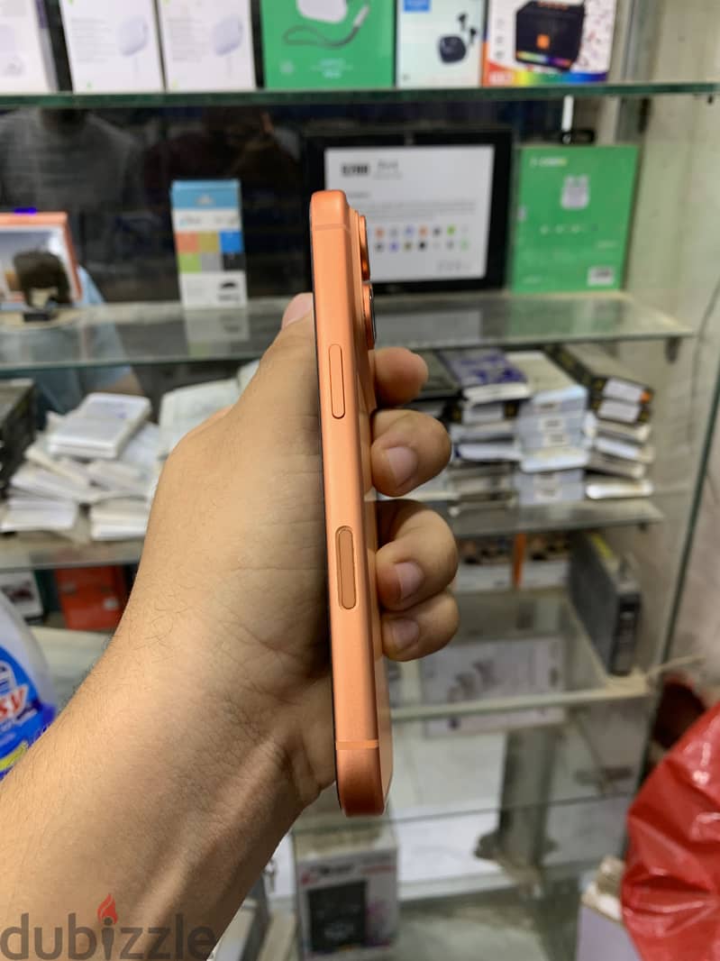 Apple - iPhone 17 Pro 3