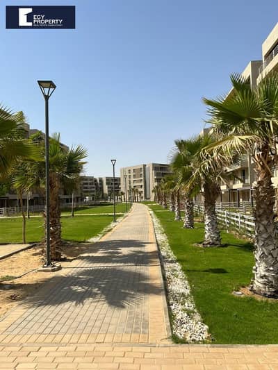 شقة للبيع في بالم هيلز كابيتال جاردنز استلام فوري بموقع مميز جدا واقل سعر متر