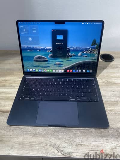 MacBook Air m2.8-256. حاله ممتازه جدا