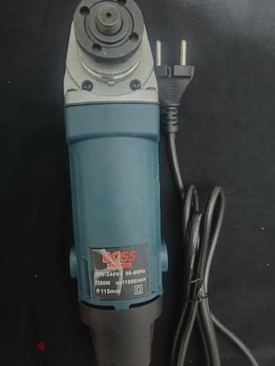 صاروخ 4.5 بوصة ماركة Boss بقدرة 2500W