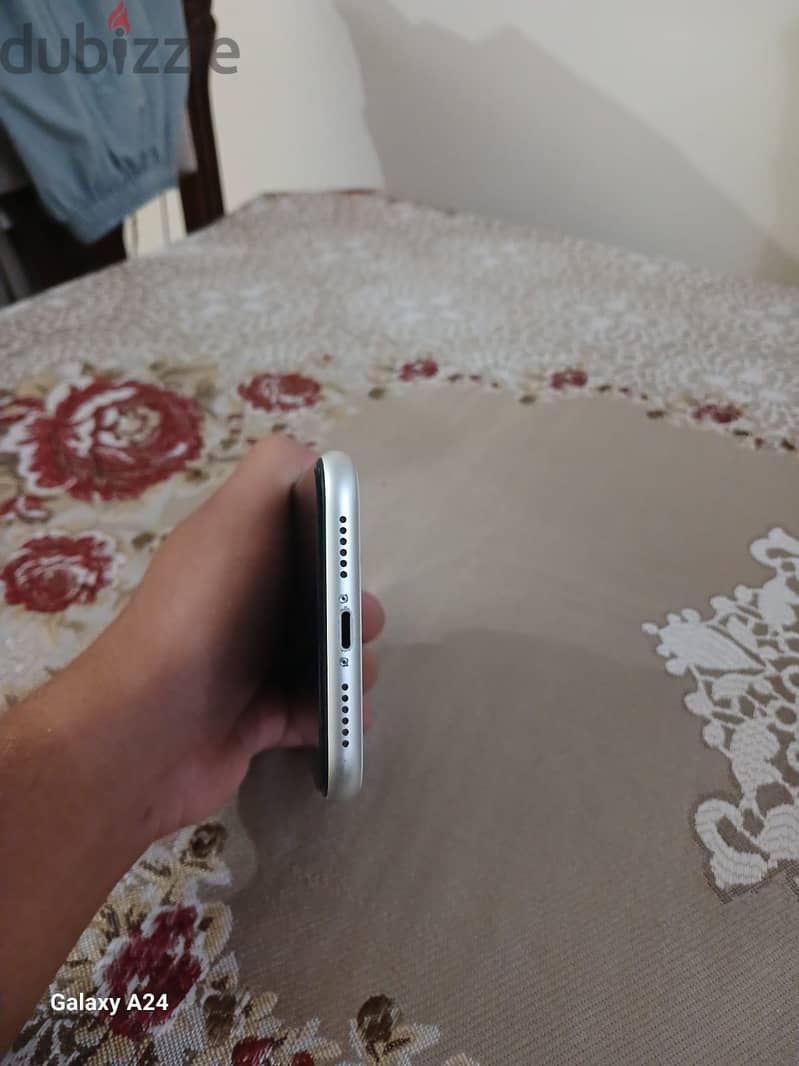 Apple - iPhone 11 2