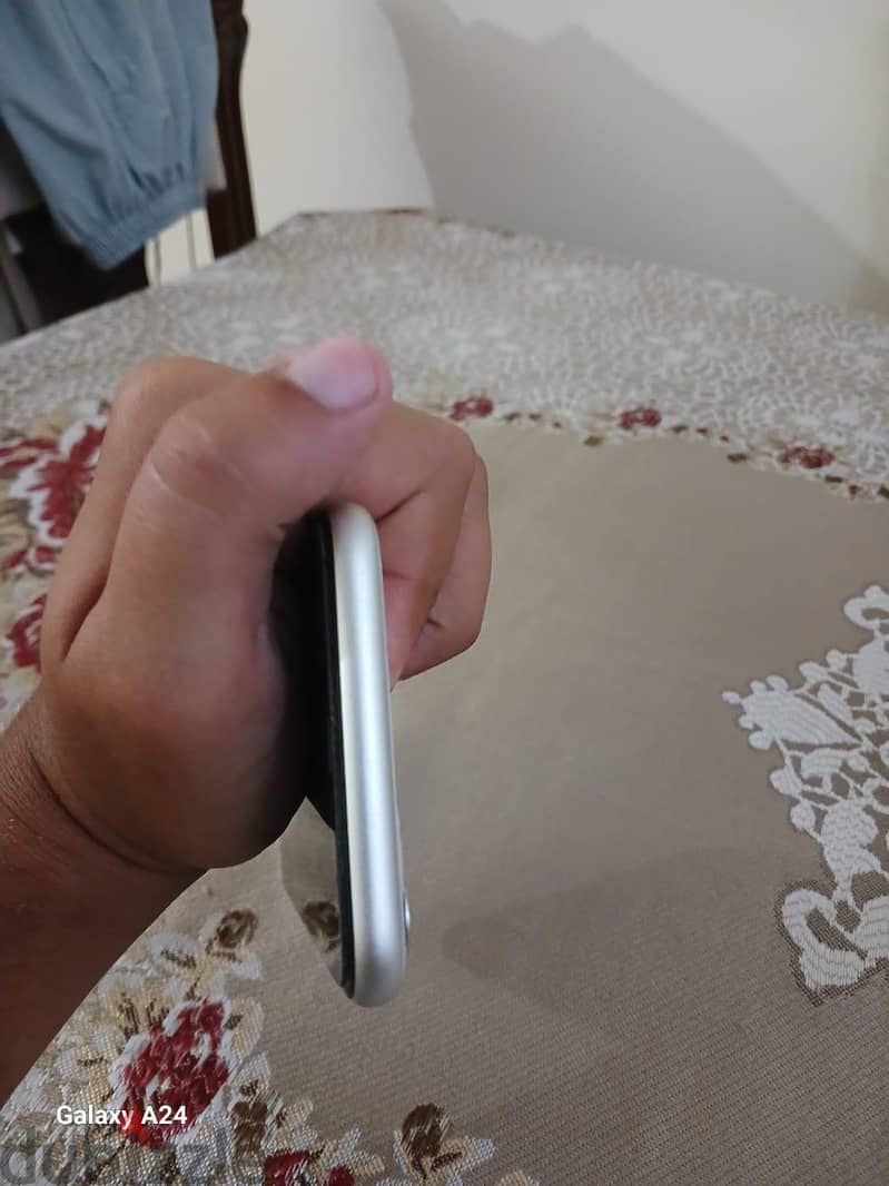 Apple - iPhone 11 5