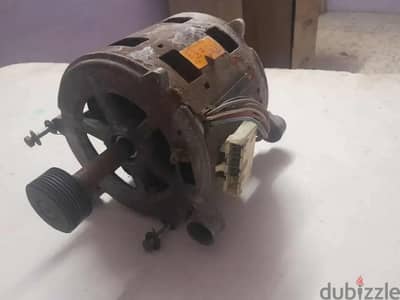 موتور غسالة أوتوماتيك 230 فولت – 2800 RPM – 230 وات بحالة جيدة