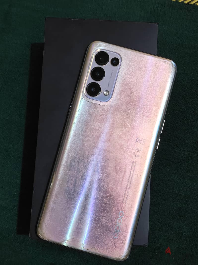 OPPO Reno5 4