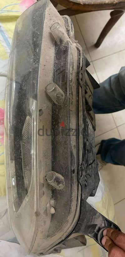 فانوسين يمين وشمال امامى رينو سانديرو