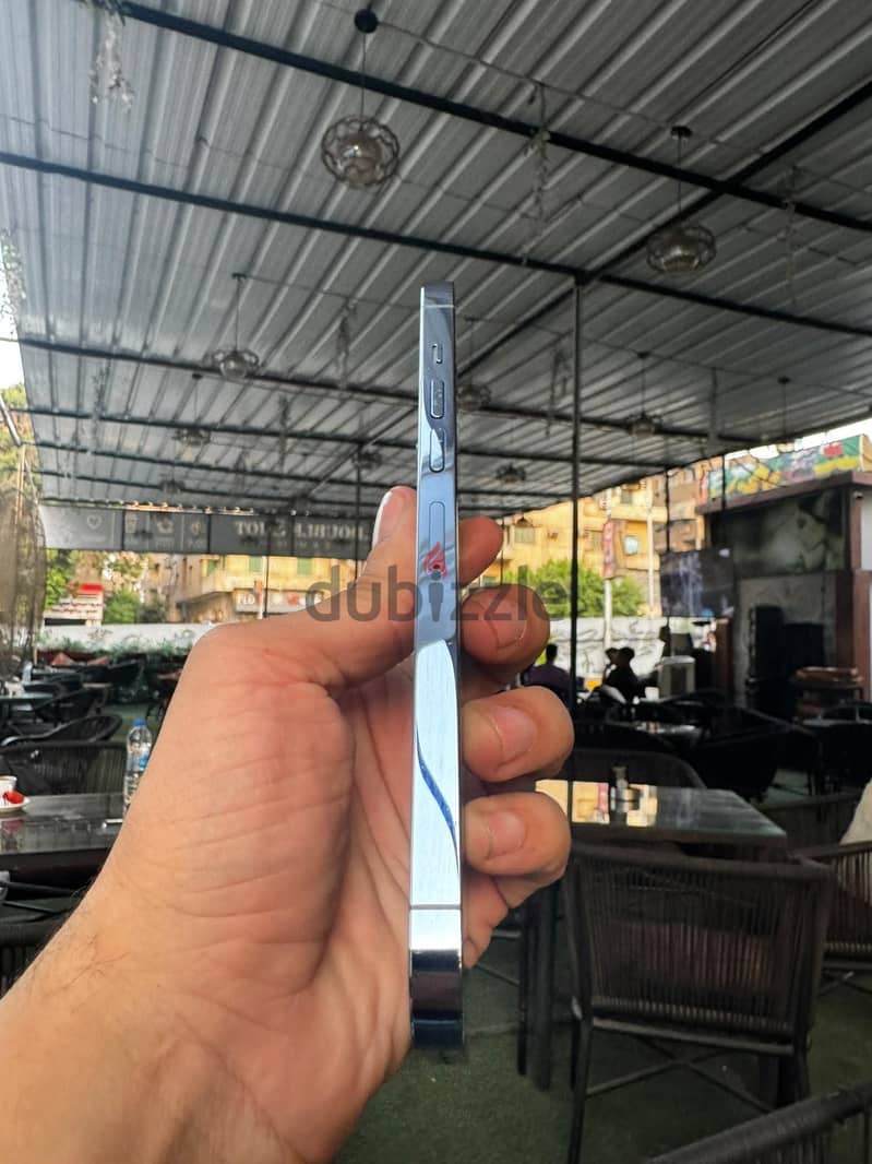 Apple - iPhone 13 Pro Max 1