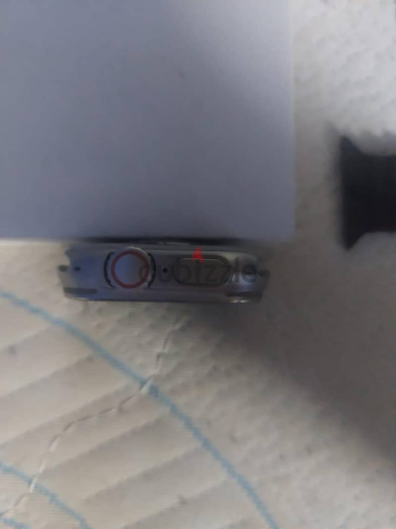 HK10 ULTRA -A    MULTI-FUNCTIONAL SMART WATCH. 3