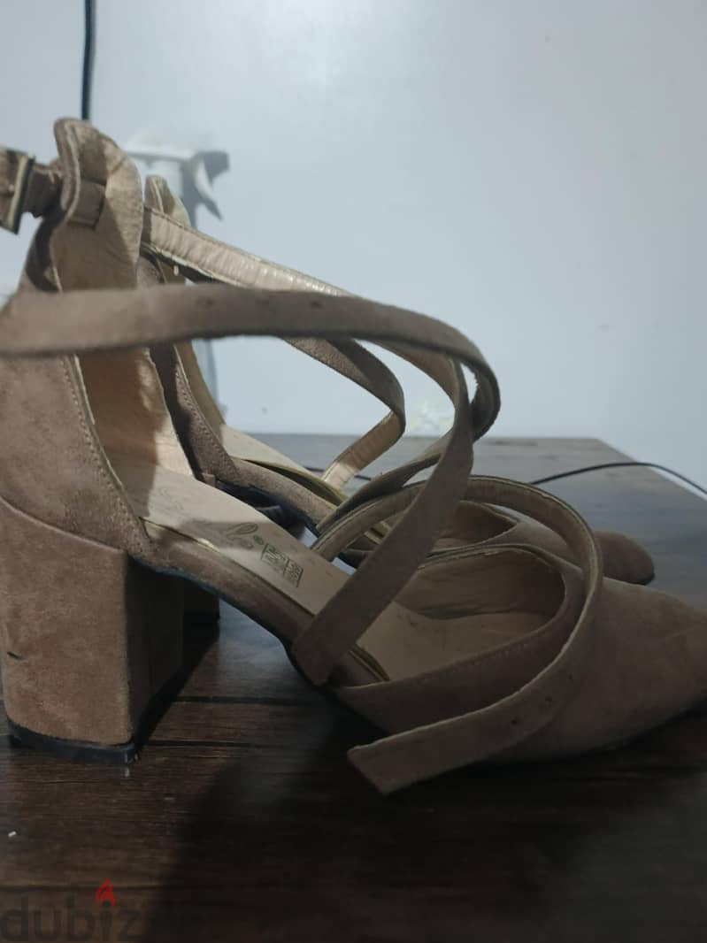 size 38 37 4