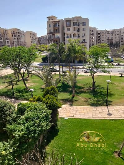 شقة 175 م للبيع بمدينتى B1 دقيقة من الخدمات ومترو ماركت والمركز الطبى ودقايق من مستشفى مدينتى الجديدة والمدرسة البريطانية( السعر قابل للتفاوض )