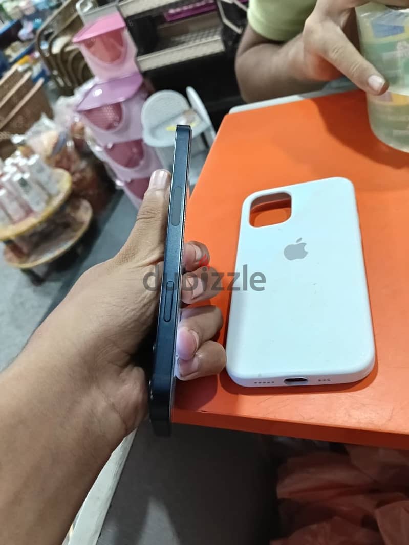 Apple - iPhone 12 2