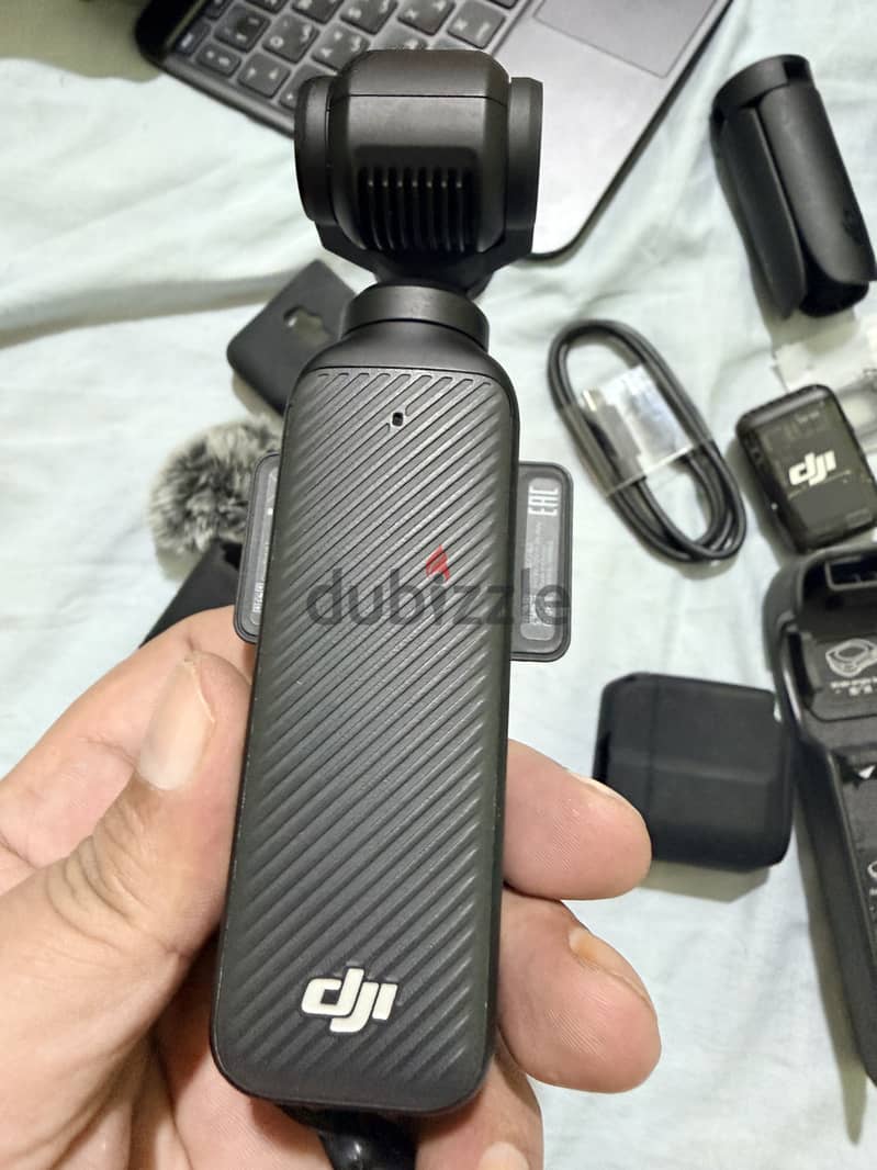 DJI OSMO POCKET3 creator combo 4