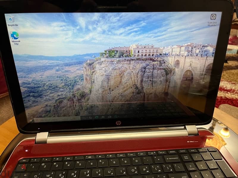 laptop Hp pavilion touch screen 8
