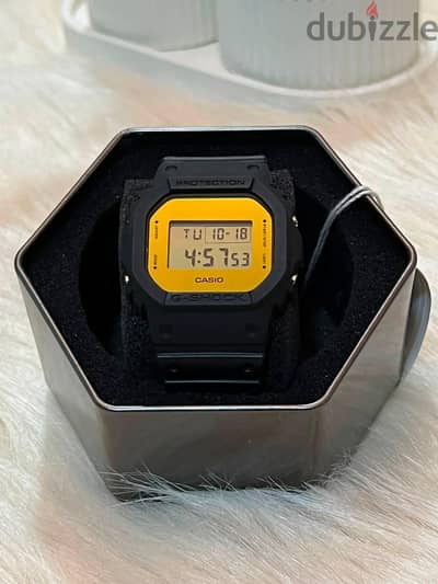 ساعة كاسيو جي شوك dw 5600 bbmb الأصلية