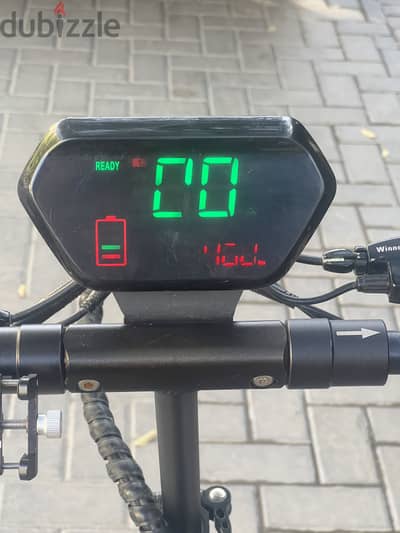 Electric scooter
