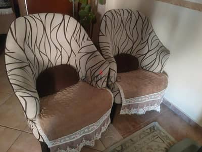 انتريه للبيع بينفرد سرير محترم جدا للتواصل 01069268721