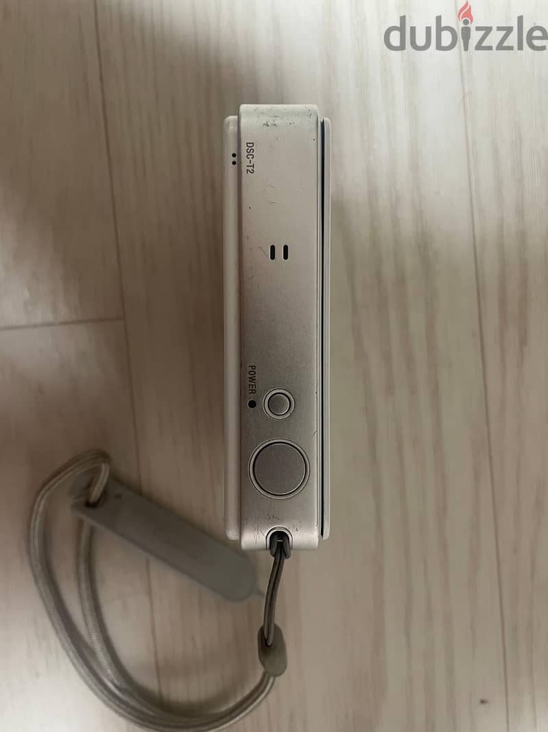 sony Cyber-shot DSC-T2 3