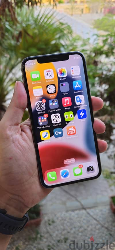 Apple - iPhone X