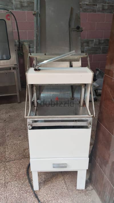 مكنه تقطيع التوست 12ملي ايطالي الاسكندريه 01115422002