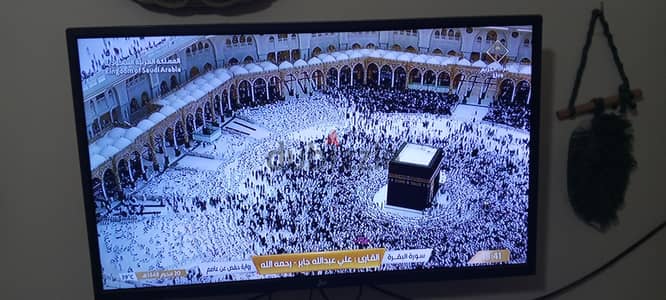 شاشة جاك ٣٢ بوصة حالة ممتازة