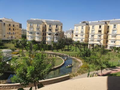 شقة 3 غرف للبيع في mountain view hyde parkموقع متميز نصف تشطيب