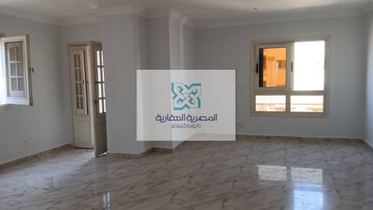 #شقه_للإيجار متفرع  من شارع الخمسين أمام ستريب وان مول   الموقع: #زهراء_المعادي – متفرع من شارع الخمسين، أمام ستريب وان مول