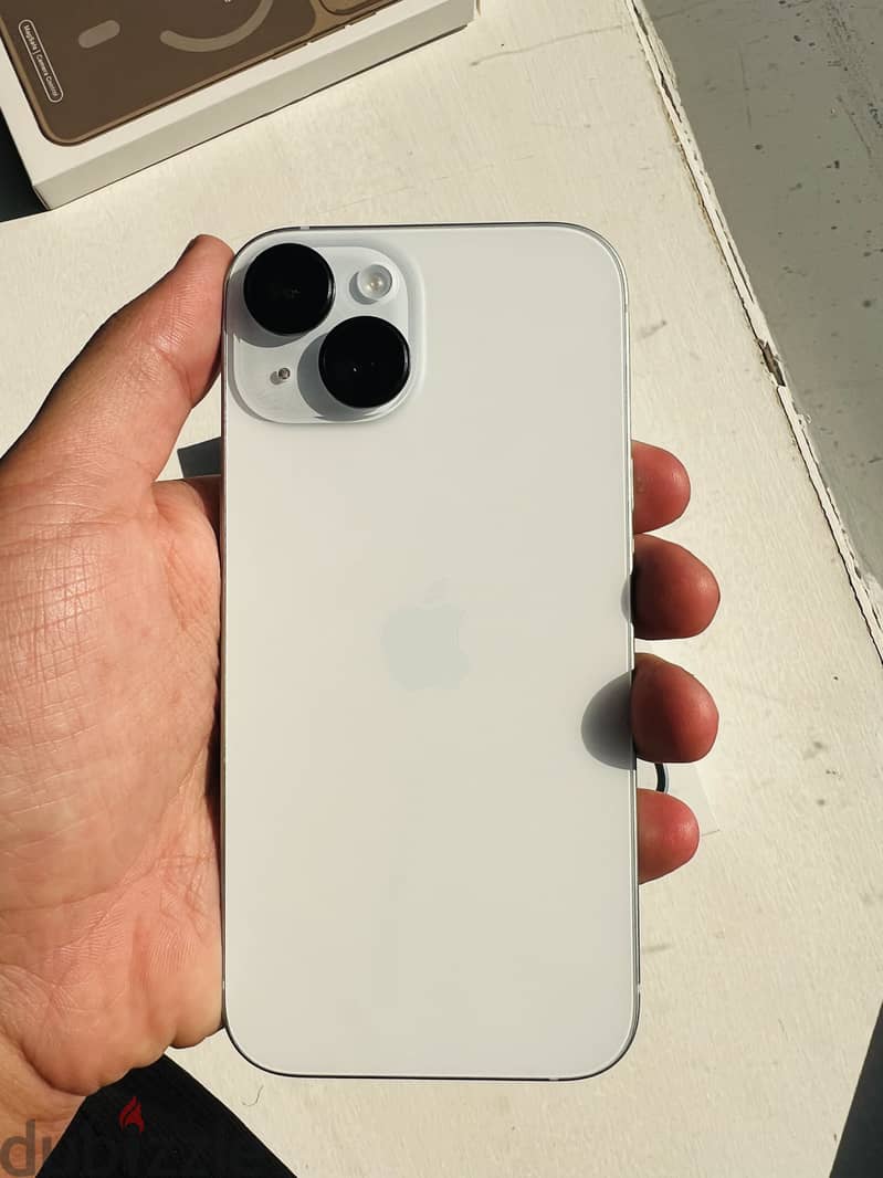 Apple - iPhone 15 6