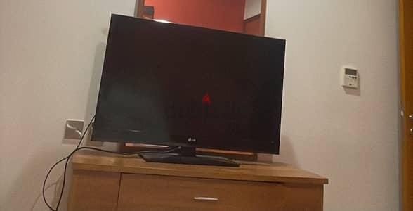 TV LG 42” perfect condition