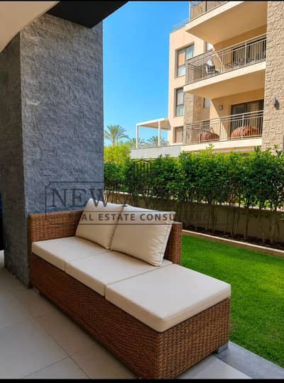 شاليه ارضي متشطيب بالكامل استلام فوري للبيع فى مراسي مارينا ١- الساحل الشمالي Marassi Marina 1  موقع متميز قريب جدا من حمام السباحة