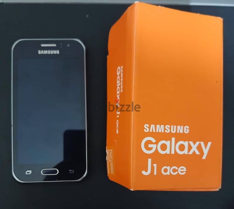 Samsung J1 Ace 1