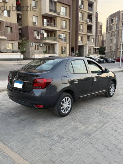 Renault Logan 2021 Automatic