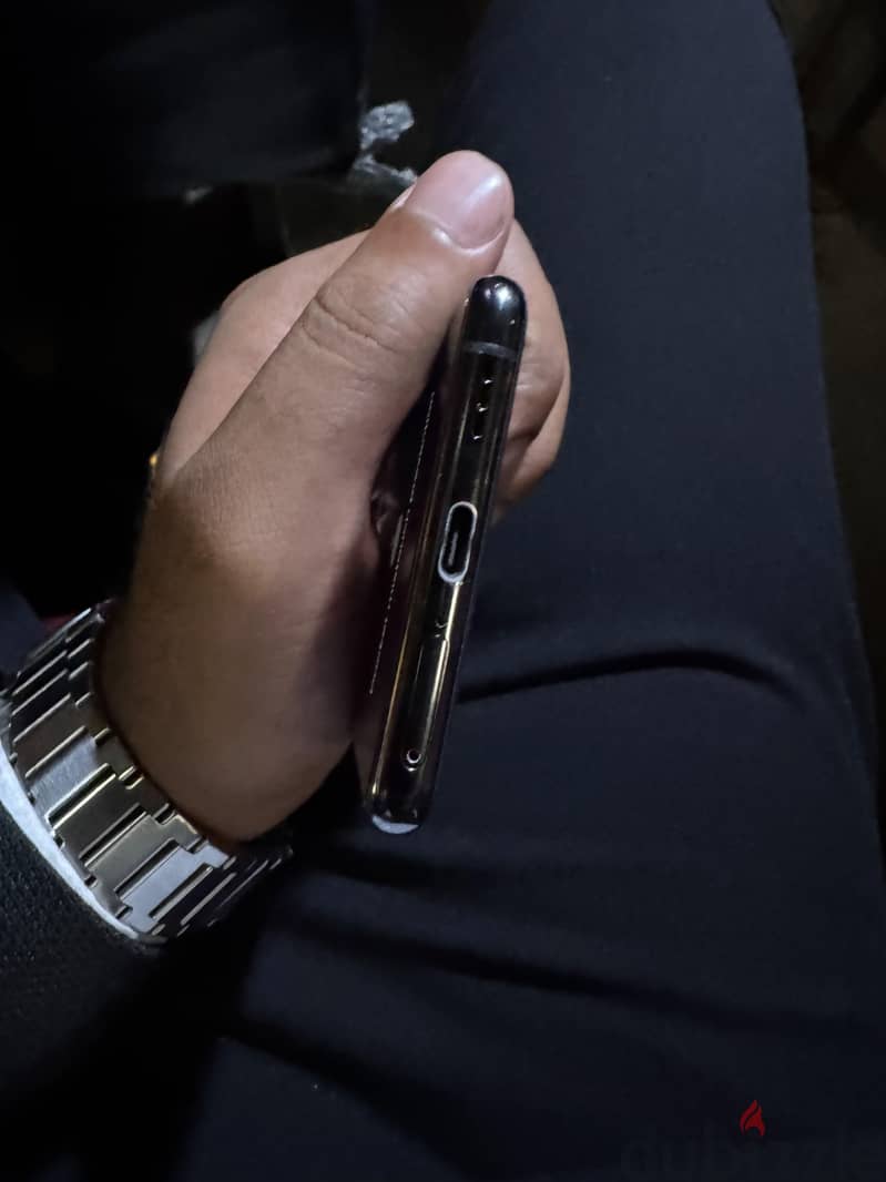 OPPO Find X5 2