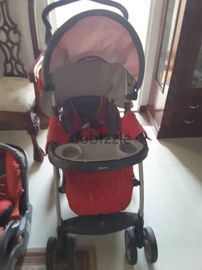 عربية أطفال + كرسي سيارة أصلي Chicco