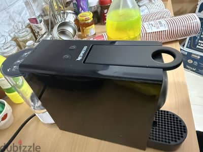 Nespresso Essenza Mini D30 – Piano Black