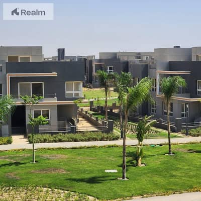 ready to move penthouse in heart of 6 october with alarge landscape view
