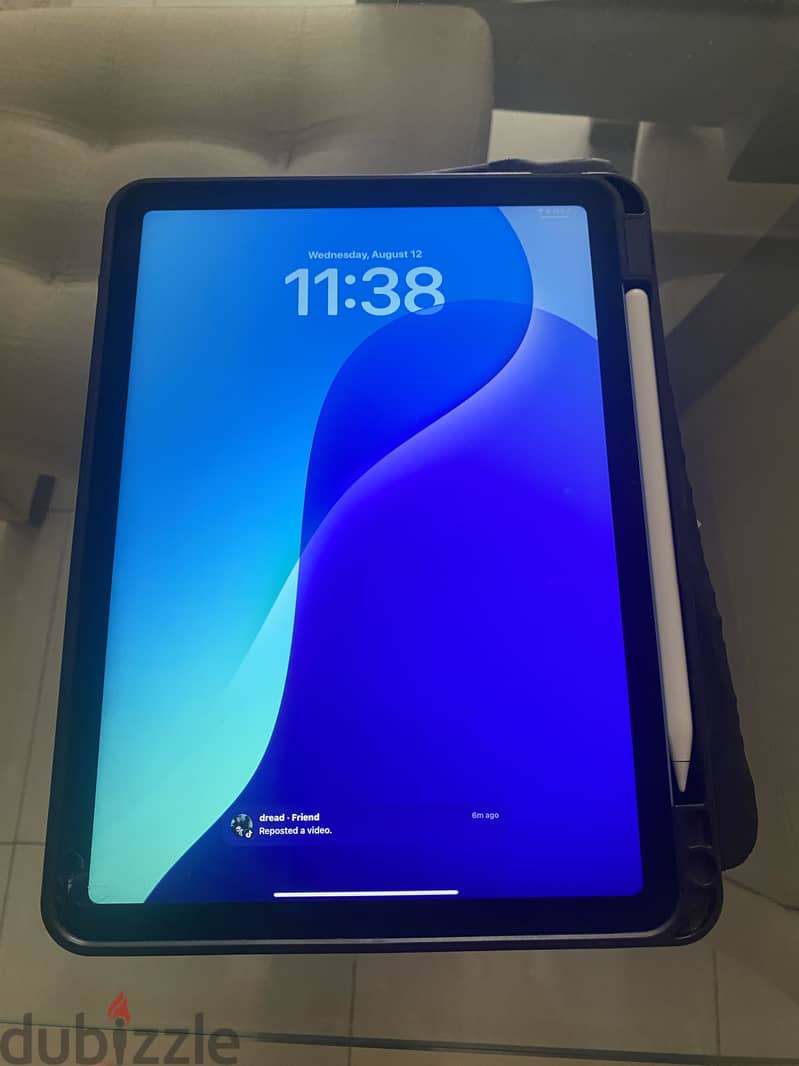iPad Air (5th generation) M1 1