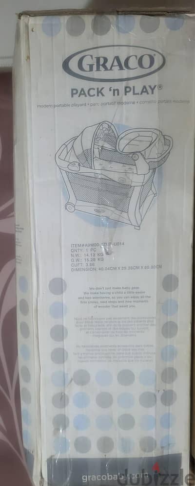 سرير وPlayard Graco أصلي للبيع