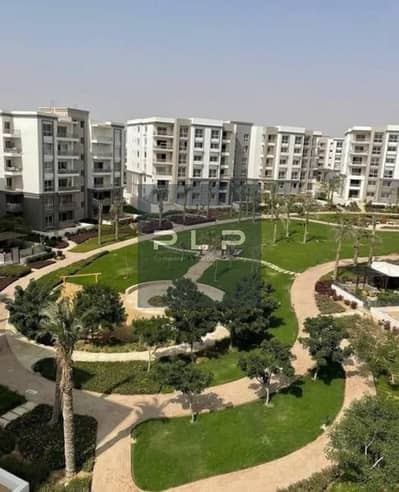 Cheapest resale apartment (fully finished ultra super lux) with the old price for quick sale in Hyde Park New cairo Fifth settlement
