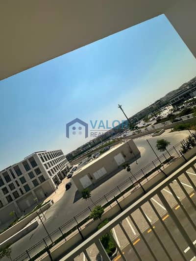 Below Market Price 3-Bedroom Apartment for Rent in Mivida Compound by Emaar directly on South 90th Street minutes away from Hyde Park and the AUC