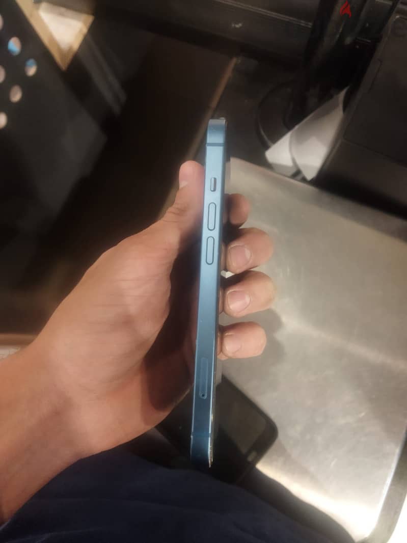 Apple - iPhone 13 2