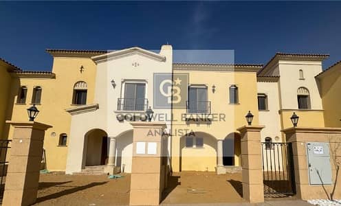 تاون هاوس كورنر للبيع في سيتي جيت القاهرة الجديدة  290 متر جاهز للاستلام