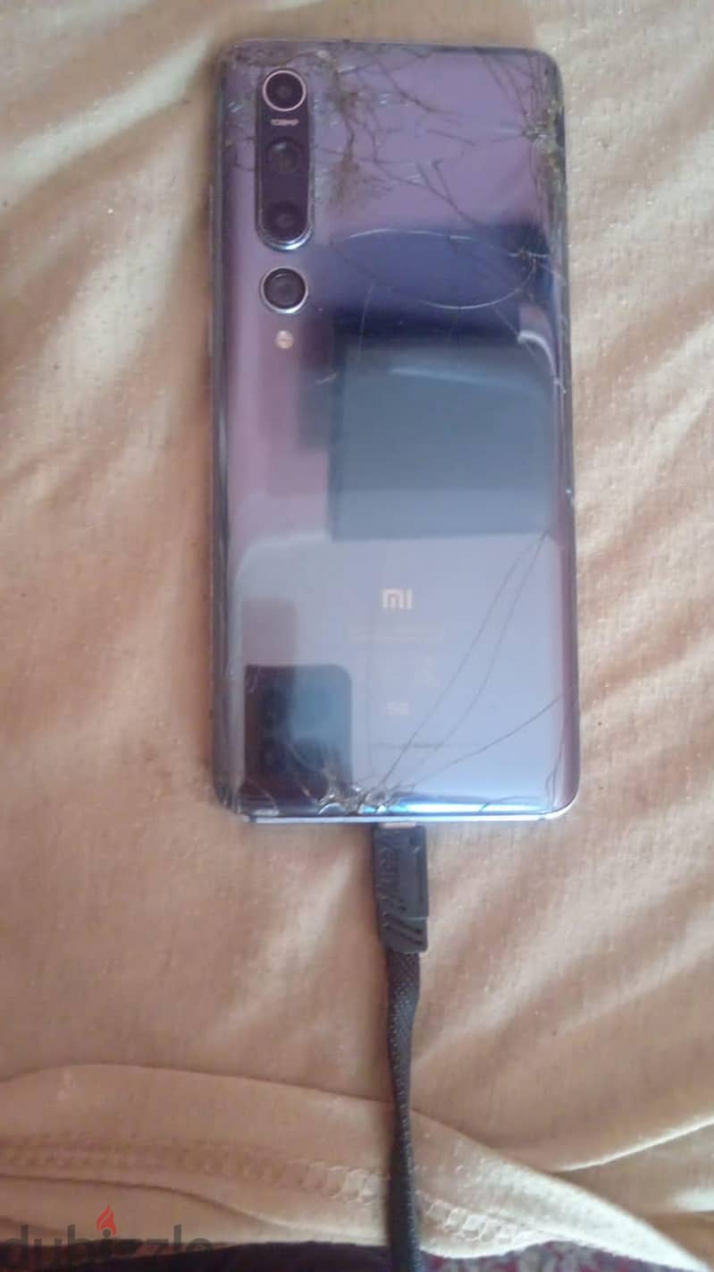 Xiaomi Mi 10 1