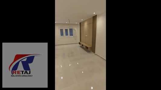 Own your apartment now at the best price in the Sixth District, ready for immediate occupancy. 100 sq m apartment, registered with the Real Estate Reg