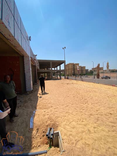 shop 60m with outdoor 42m for rent ground floor mostakbal city