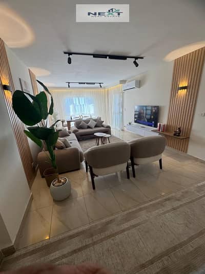 Furnished apartment for rent in one of the most prestigious phases of Madinaty. 140 sq m, first occupancy, high-end finishing, modern furnishings, uno