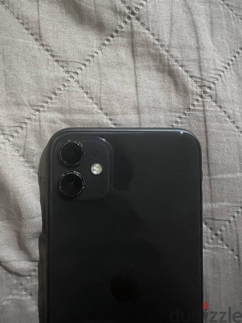 Apple - iPhone 11 8
